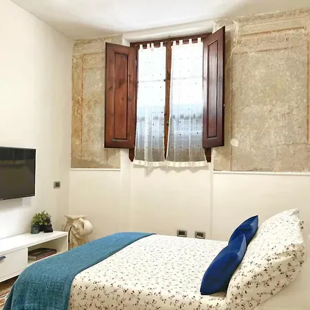 Lorenzo Apartament *